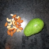 avocado og nødder